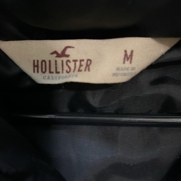 Hollister long puffer jacket - Picture 2 of 6
